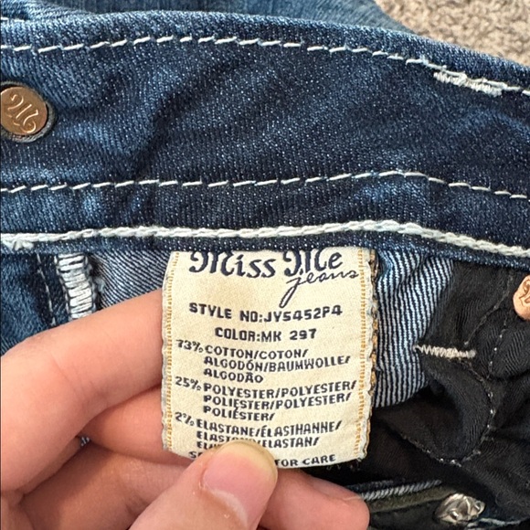 Miss Me Signature Dark Blue Cropped Jeans with Embroidery Cuffed Capri - Picture 6 of 6